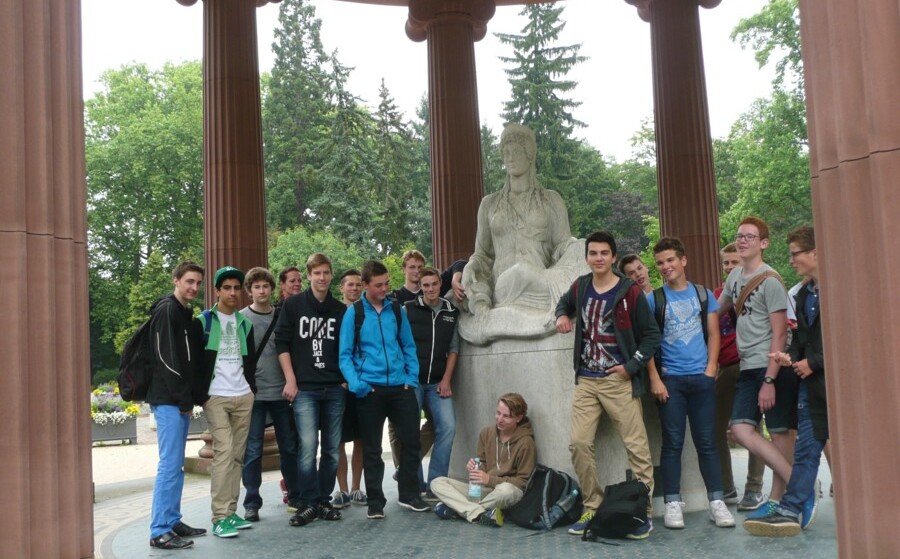 Lateinschüler im Kurpark